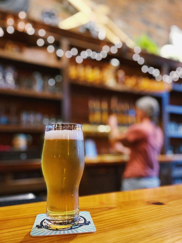 Mountain Wave IPA by Jubeck New World Brewing