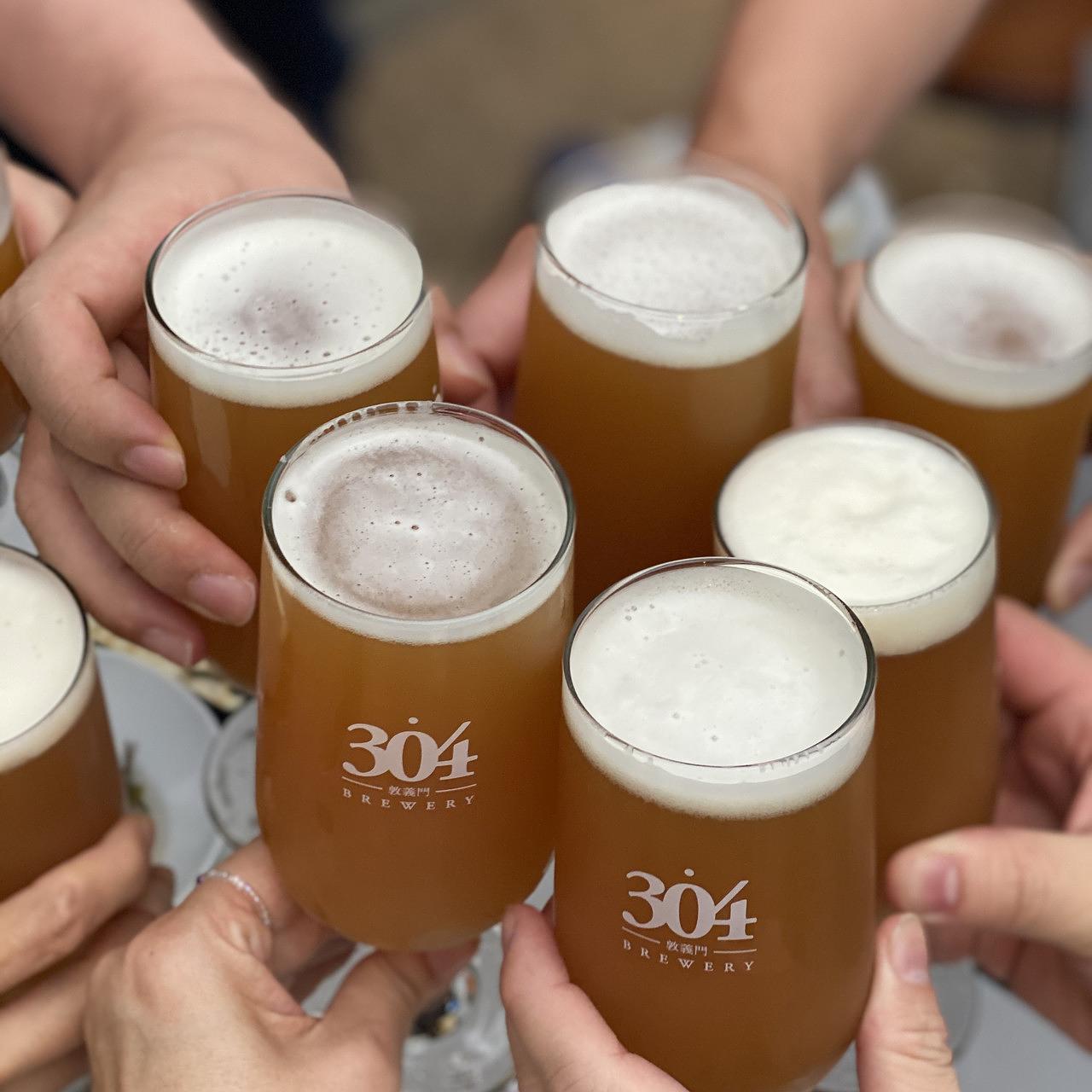 SKETCH: NEW SCHOOL WC IPA by 브루어리304 (Brewery 304)