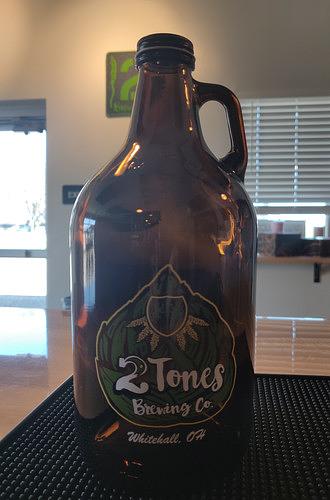 2 Tones IPA by 2 Tones Brewing Co.