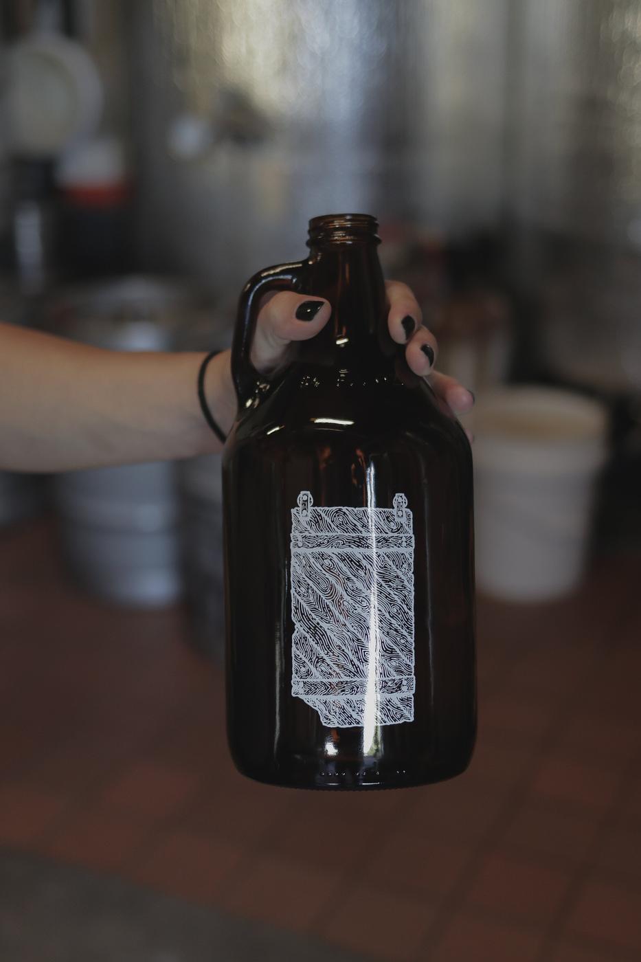 Stringfellow Hawke IPA by Barn Door Brewing