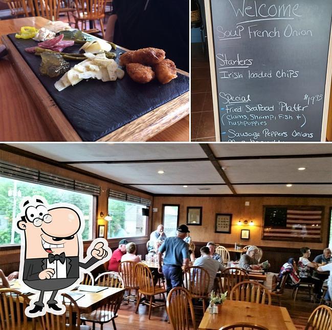 War Whoop IPA by Battle Hill Brewing Company