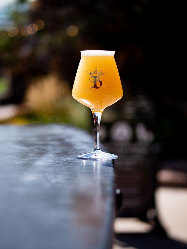 Leadhead IPA by Brues Alehouse Brewing Company